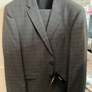 HUGO BOSS 3 Pc Mens Suit